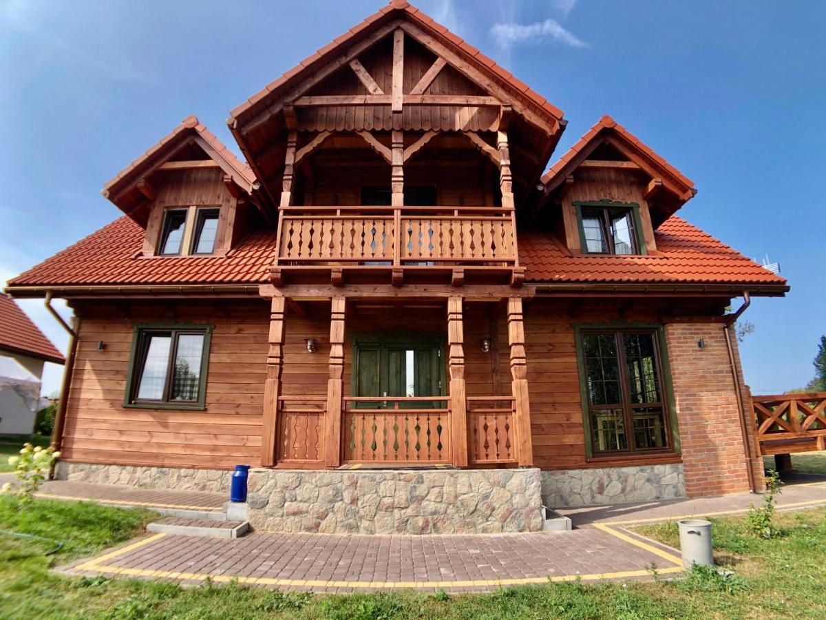 Bed and Breakfast Wypoczynek Pod Lipami à Ruciane-Nida Extérieur photo