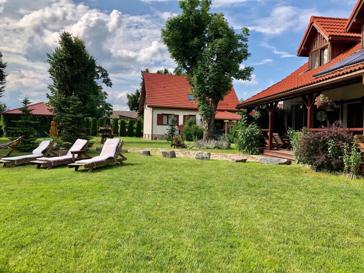 Bed and Breakfast Wypoczynek Pod Lipami à Ruciane-Nida Extérieur photo