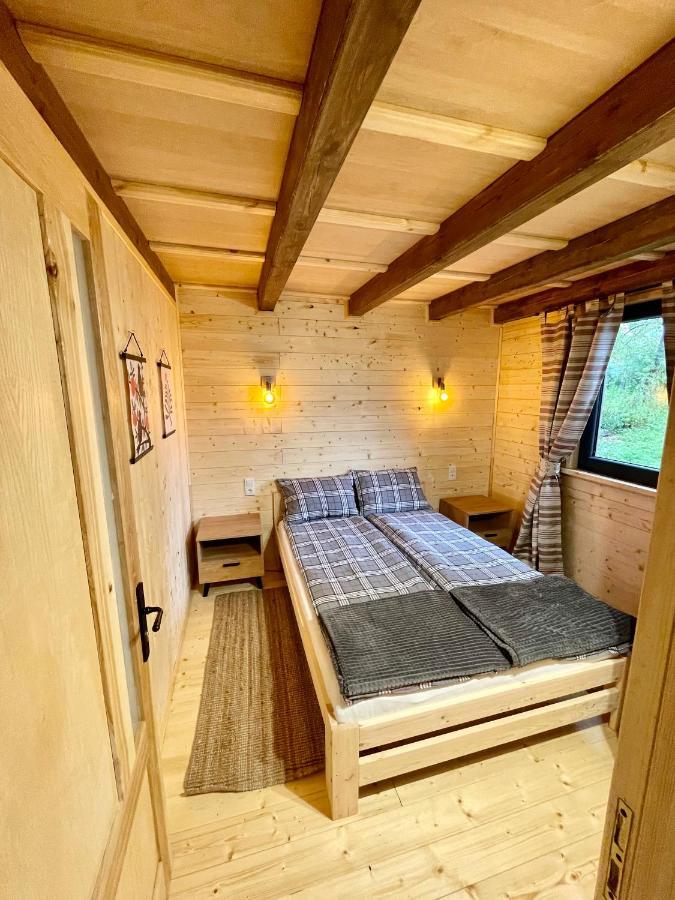 Bed and Breakfast Wypoczynek Pod Lipami à Ruciane-Nida Extérieur photo